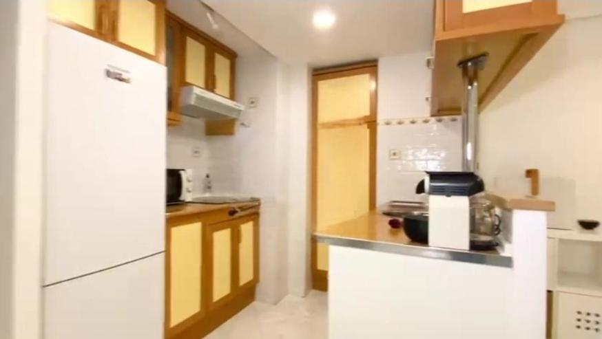 Appartamento Apartamento Junto Al Santiago Bernabeu Con Piscina Madrid Esterno foto