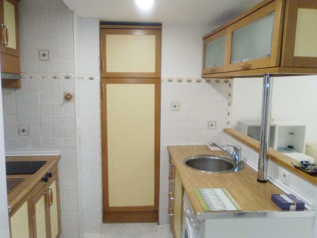 Appartamento Apartamento Junto Al Santiago Bernabeu Con Piscina Madrid Esterno foto